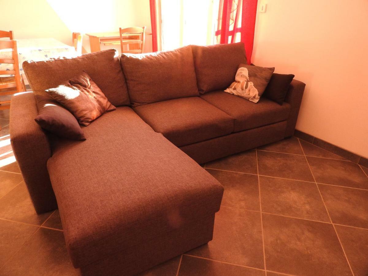 Les Logis De Lucie Apartment Selonnet Bagian luar foto